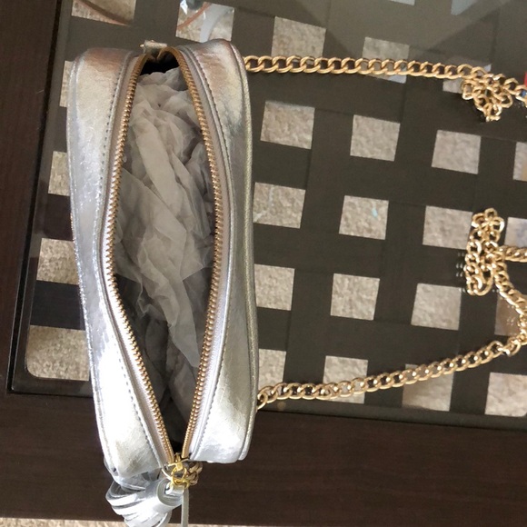 Victoria Secret Silver purse with metal strap! ** - Picture 8 of 8